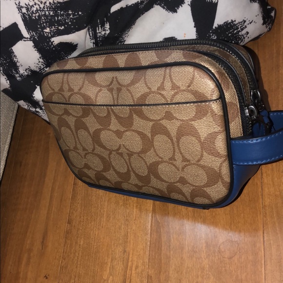 Coach toiletry bag - Picture 2 of 3